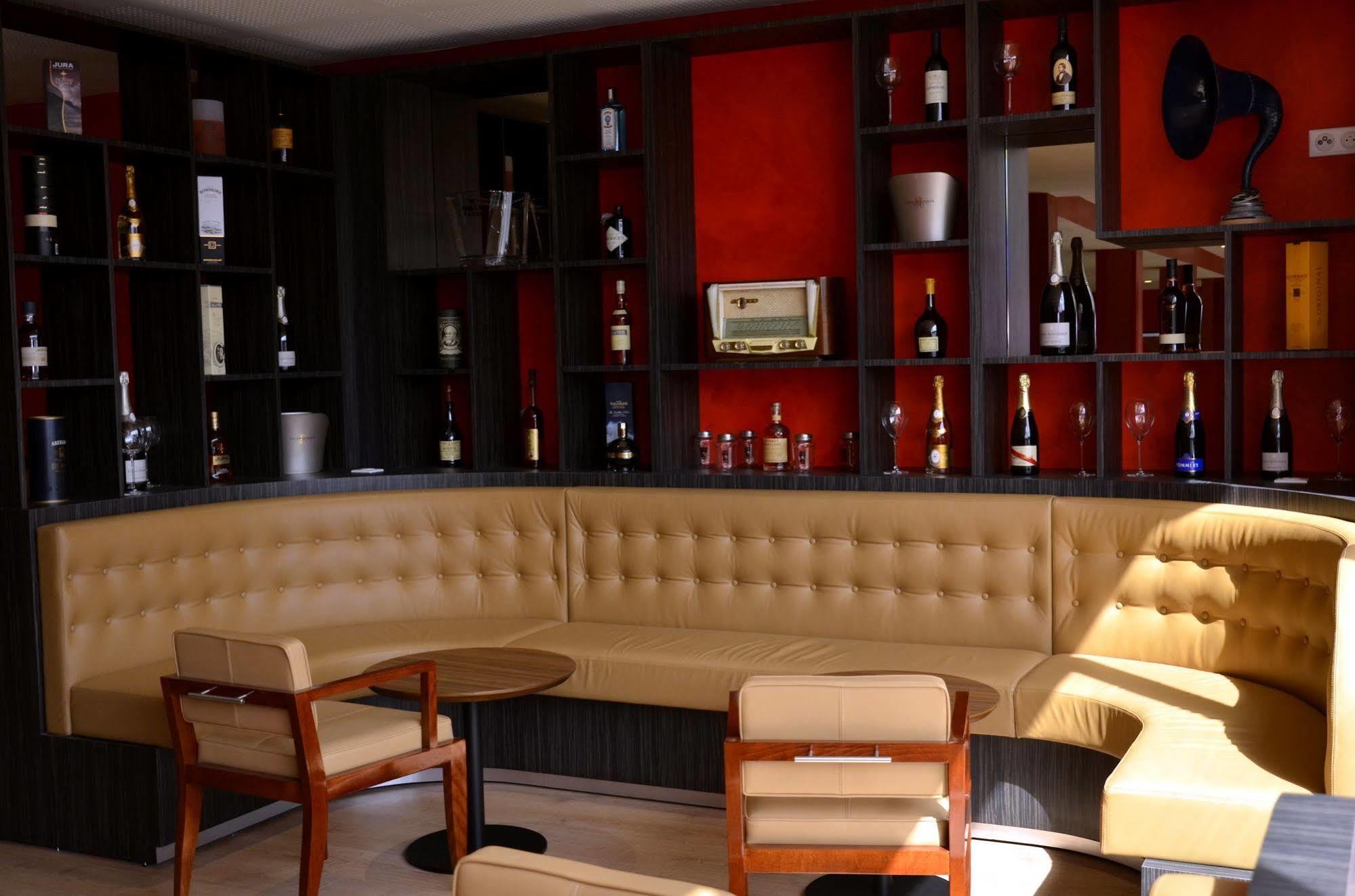 Le Grand Hotel Maubeuge Dış mekan fotoğraf